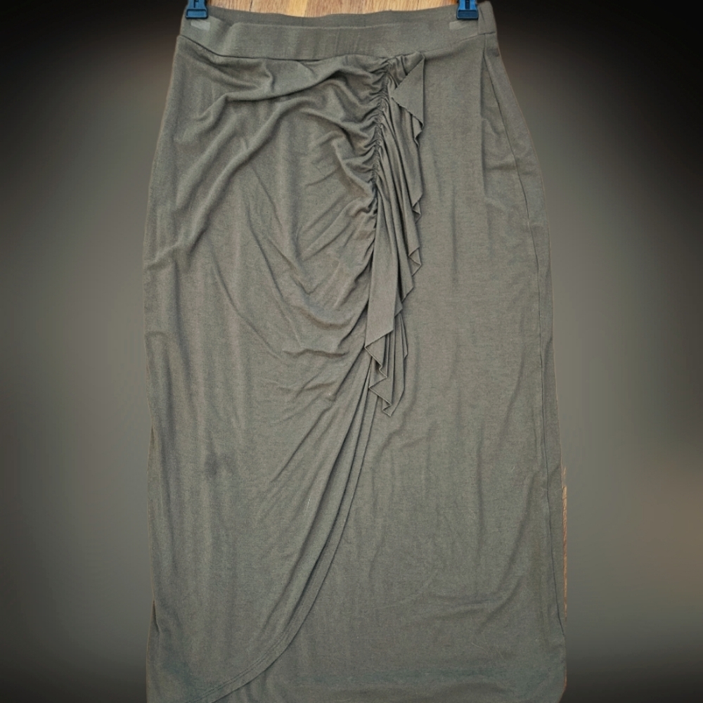 BOUTIQUE SIZE S SOFT PENCIL SKIRT - Picture 1 of 3
